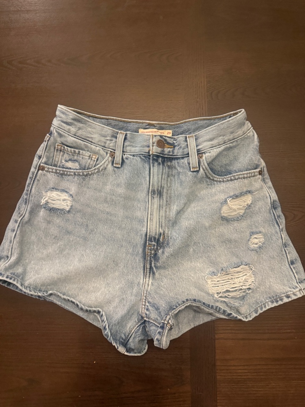 Levi’s High Waisted Mom Shorts Distressed Light Wash Size 29
